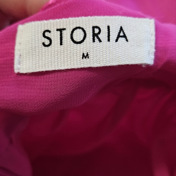 STORIA Fuchsia Sleeveless Front Twist Satin Maxi Dress. Size Medium - Picture 14 of 15